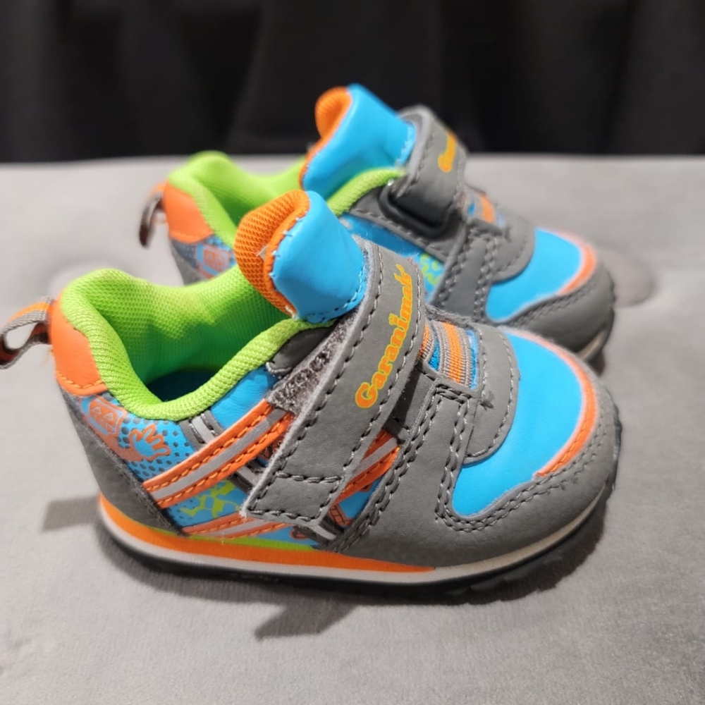 Baby shoes